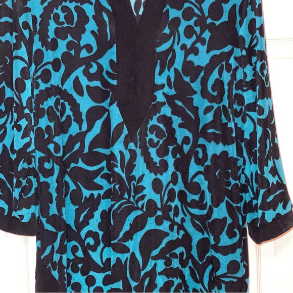 Chico’s Travelers Tunic size 2 (12/14) Foliage Tales Kurta 3/4 top Black Teal - Picture 6 of 13